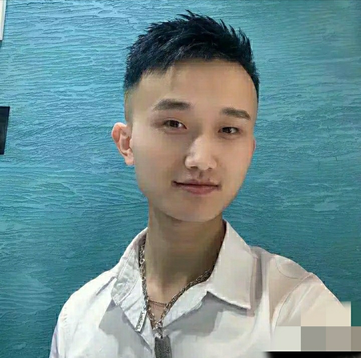 小哥哥的第一张照片--龙岩相亲网