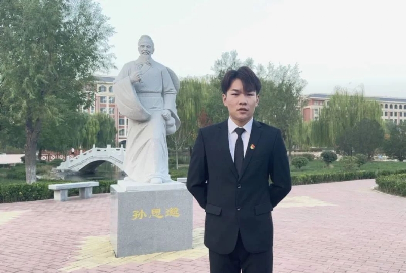 尚明月的第一张照片--龙岩相亲网