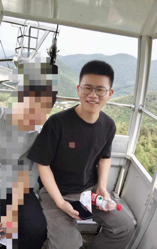 奔奔笨笨的第一张照片--龙岩相亲网