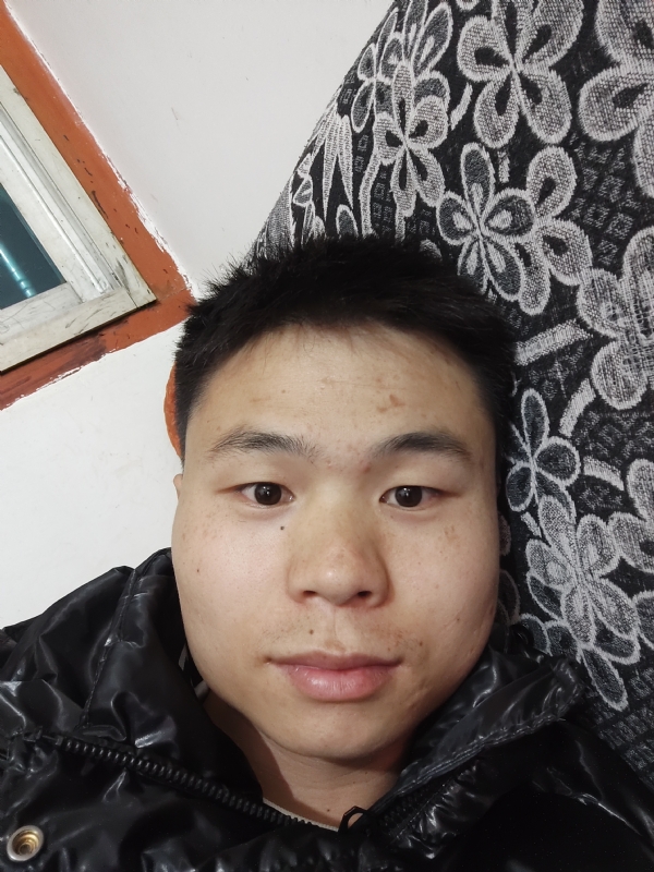 麒麟区幼儿园扛把子的第三张照片--龙岩相亲网