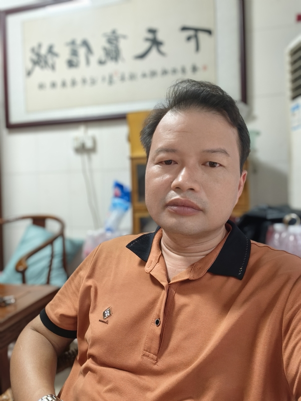 自强不息的第一张照片--龙岩相亲网