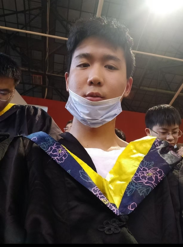 落落大方的第一张照片--龙岩相亲网