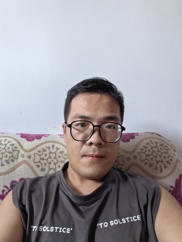 卫TF的第四张照片--龙岩相亲网